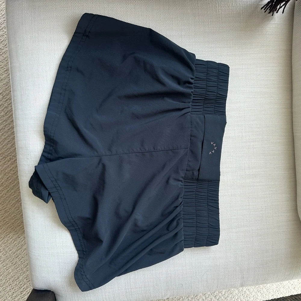 Varley Black Athletic Shorts - Picture 5 of 6